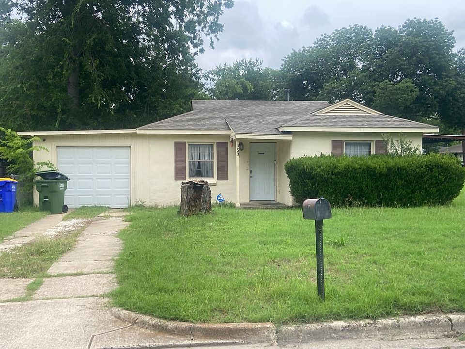 1st image of 453 S Redford Ln