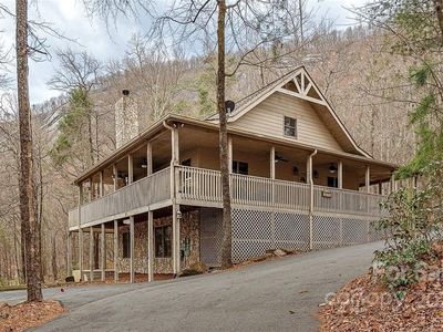 111 Big Rock Ln, Lake Lure, NC, 28746