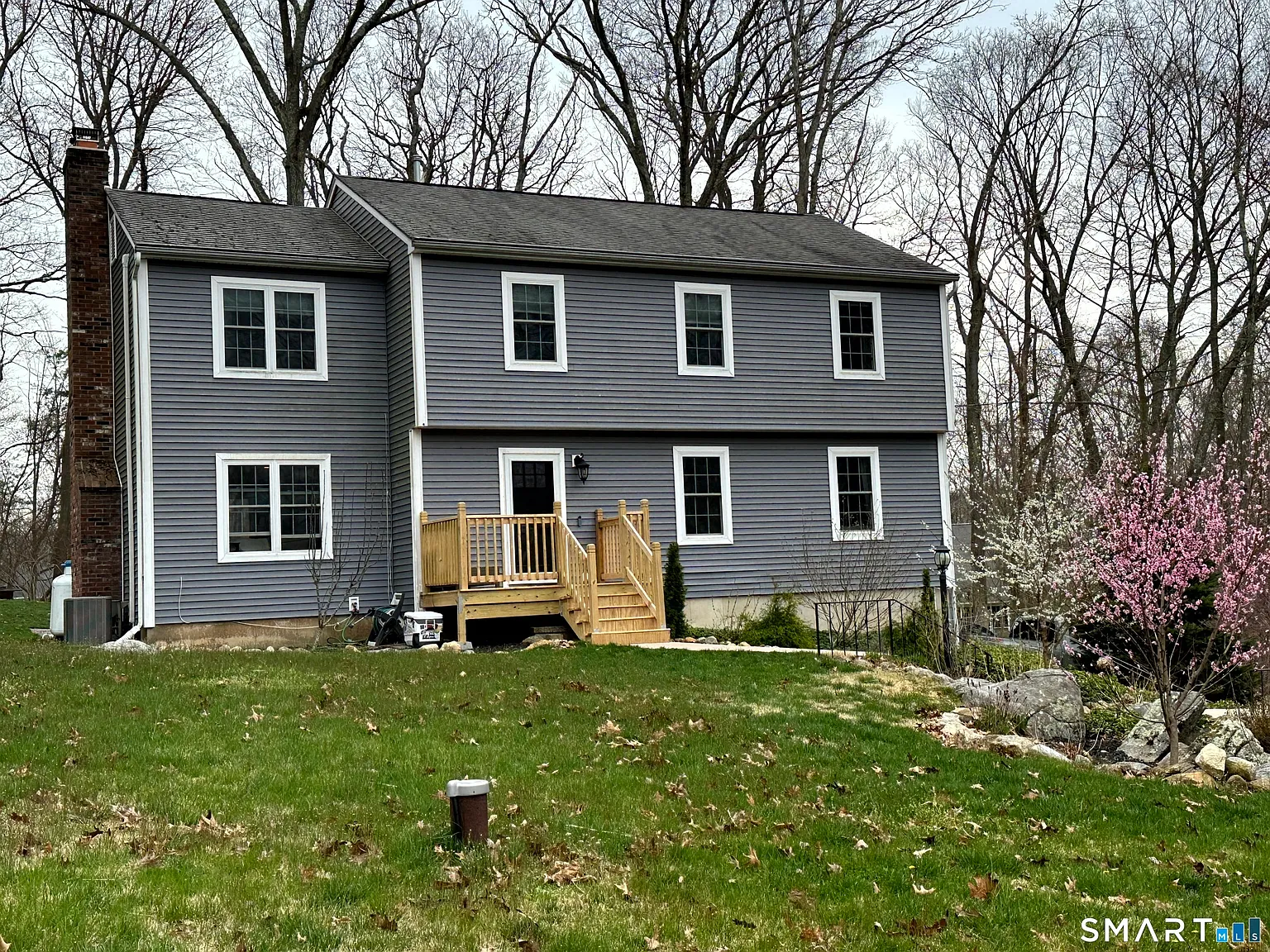 4 bed, 2.5 bath, 2280 sqft, $3,900 — Photo 1