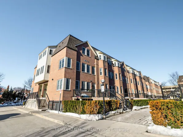 760 Lawrence Ave W #147, Toronto, ON M6A 3E7