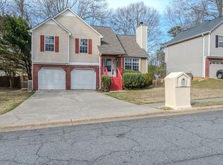 4096 Mistymorn Ln, Powder Springs, GA 30127