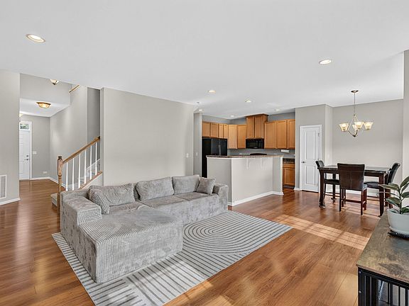 3rd image of 12921 Cypress Ln