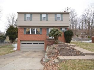 9002 Willoughby Rd, Pittsburgh, PA 15237