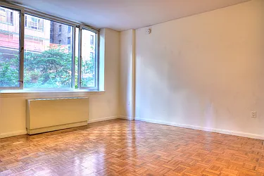 Rented by Addison Property Group