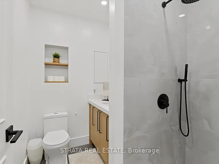20 Dean Park Rd #Penthouse 8 — Photo 7