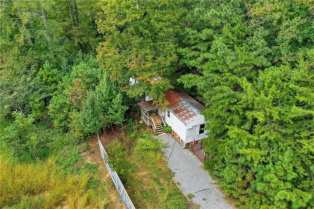 3 bed, 2.0 bath, 848 sqft, $1,850 — Photo 1