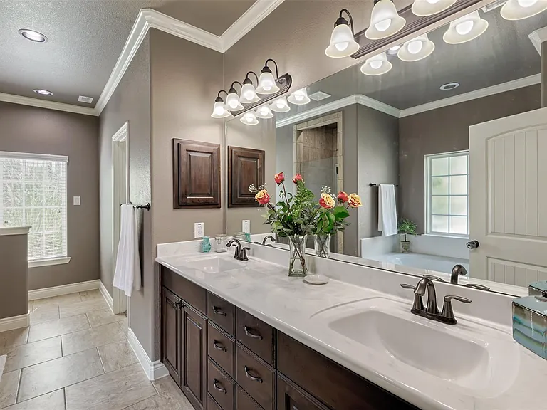 11939 Sagittarius Dr E — Photo 21