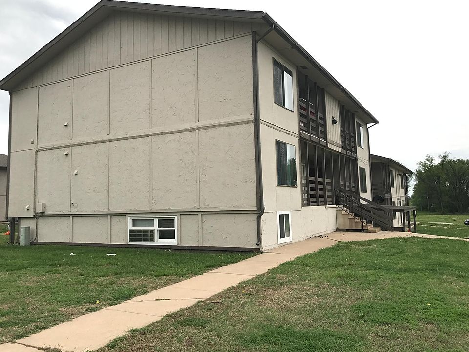 1st image of 221 State St APT D