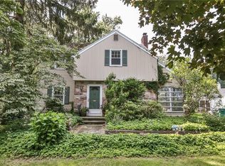 180 Lafayette Pkwy, Rochester, NY 14625