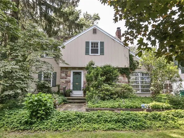 180 Lafayette Pkwy, Rochester, NY 14625
