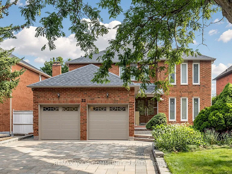 32 Soho Cres #BASEMENT — Photo 1