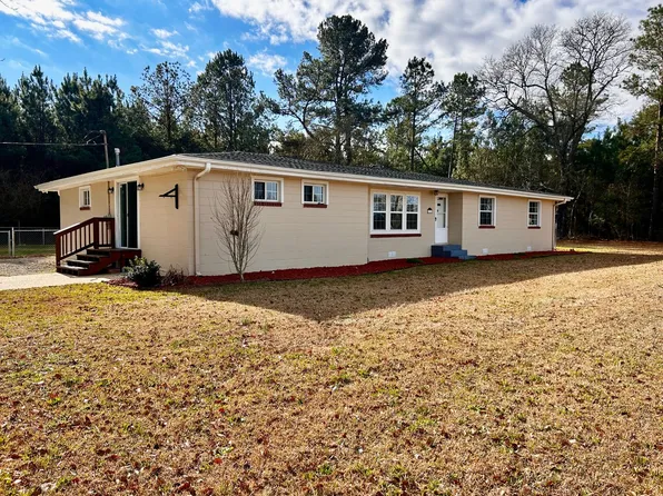 718 Camp Swamp Rd, Longs, SC 29568