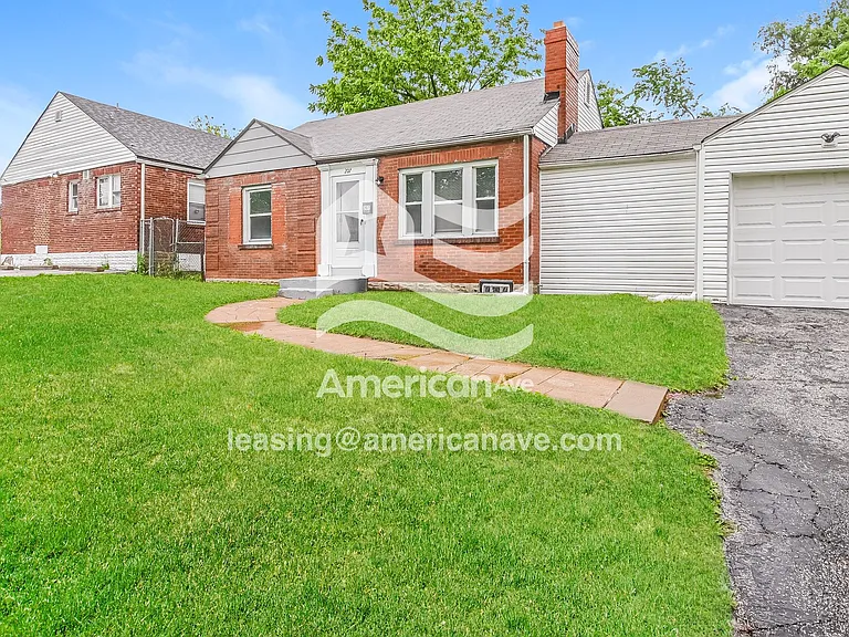 1424727_002_front_view_2.jpg