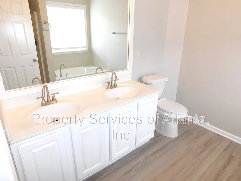 6431 Shadow Ct — Photo 20