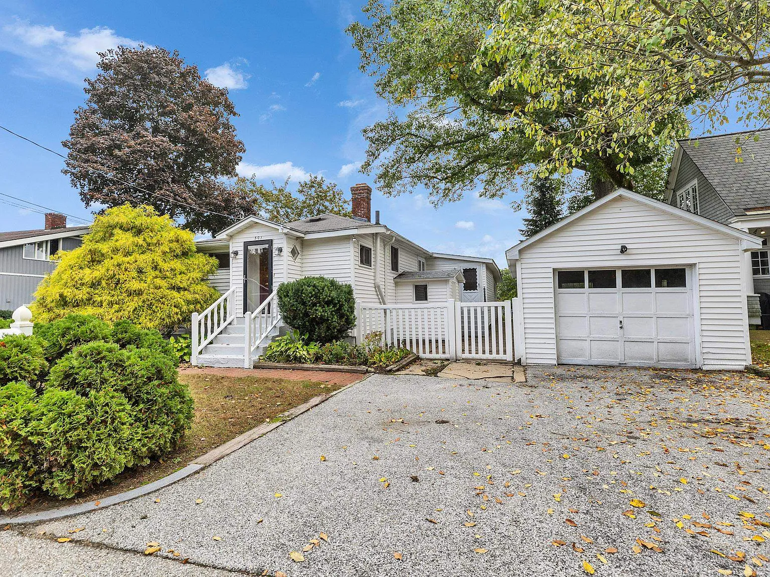 3 bed, 1.5 bath, 2120 sqft, $2,700 — Photo 3
