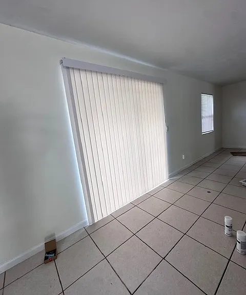 502 NE 15th Pl — Photo 4