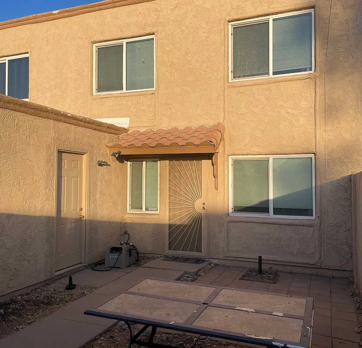 2 bed, 924 sqft, $1,275 — Photo 2