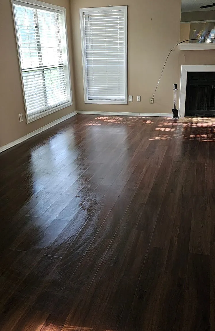 2 bed, 2.5 bath, 1700 sqft, $1,299 — Photo 3