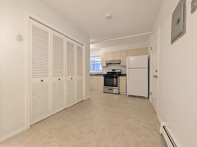 69 Beacon Ave #1 — Photo 7