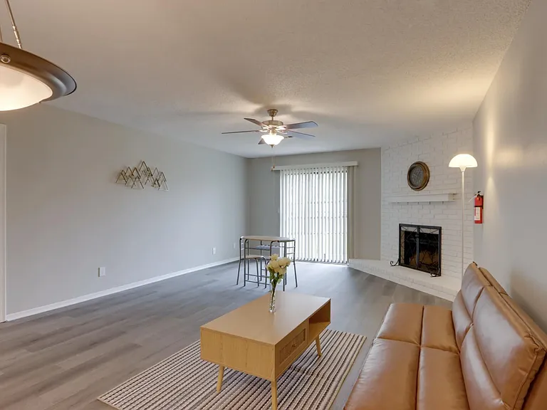 3484 W Harvard St #3484 — Photo 5
