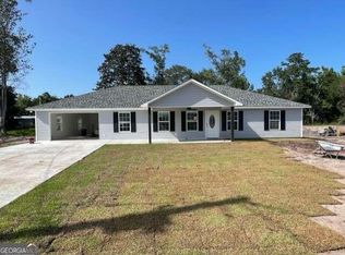 124 Red Hawk Ct, Waynesville, GA 31566