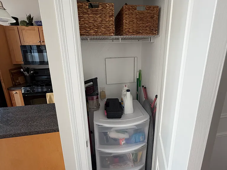 7 Sutherland Rd #201 — Photo 7