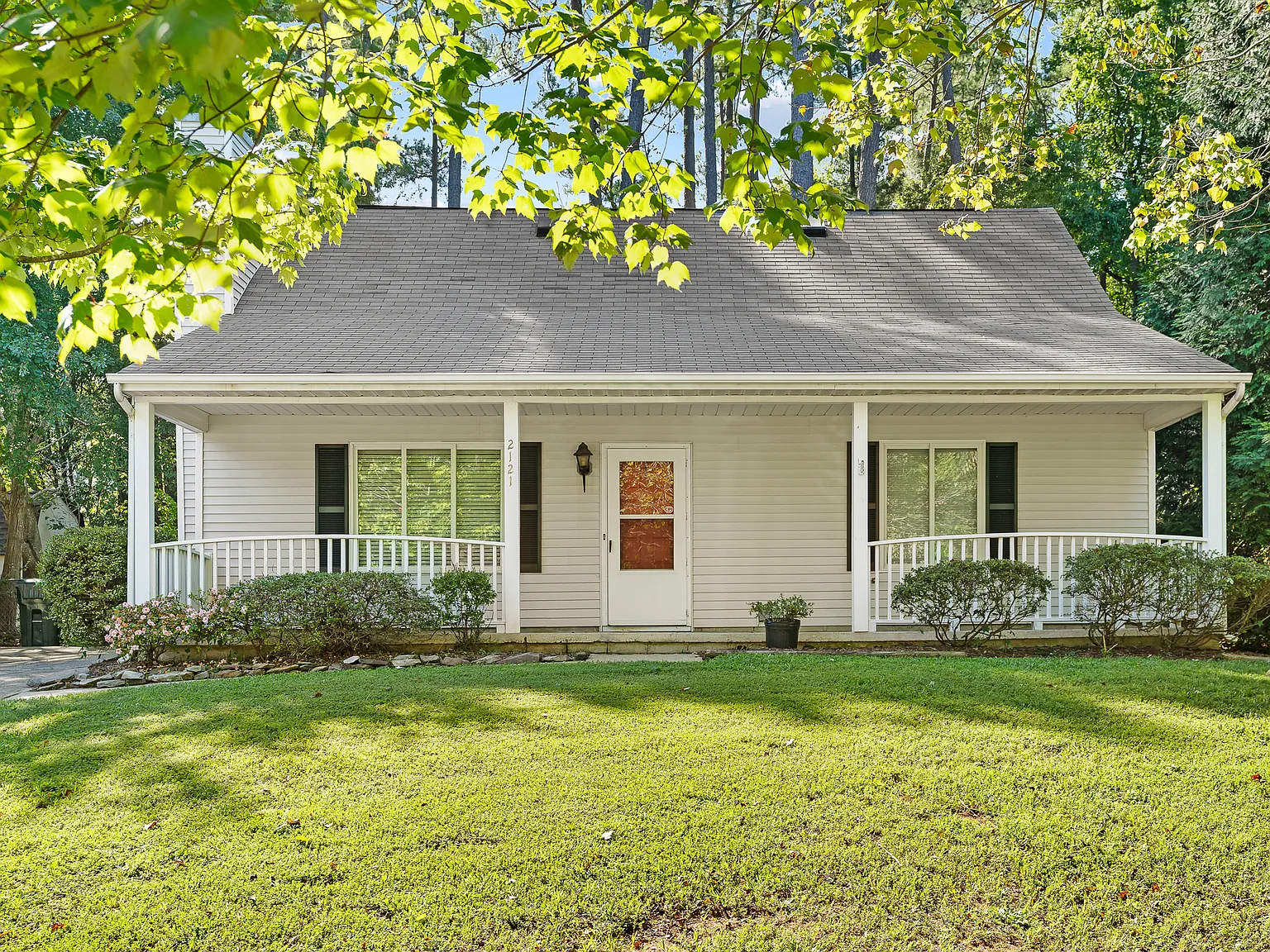 4 bed, 1478 sqft, $2,900 — Photo 2