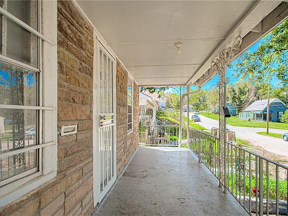 3rd image of 2319 N Early St