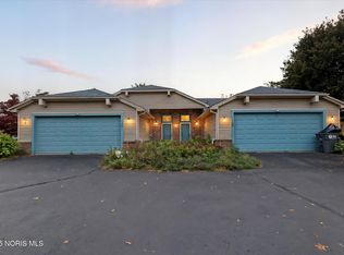 710 Hilltop Ln, Toledo, OH