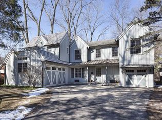 714 Birch Rd, Lake Bluff, IL 60044