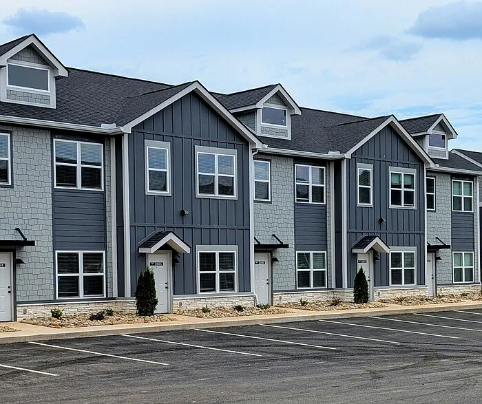 2 bed, 1.5 bath, 1100 sqft, $1,595 — Photo 3