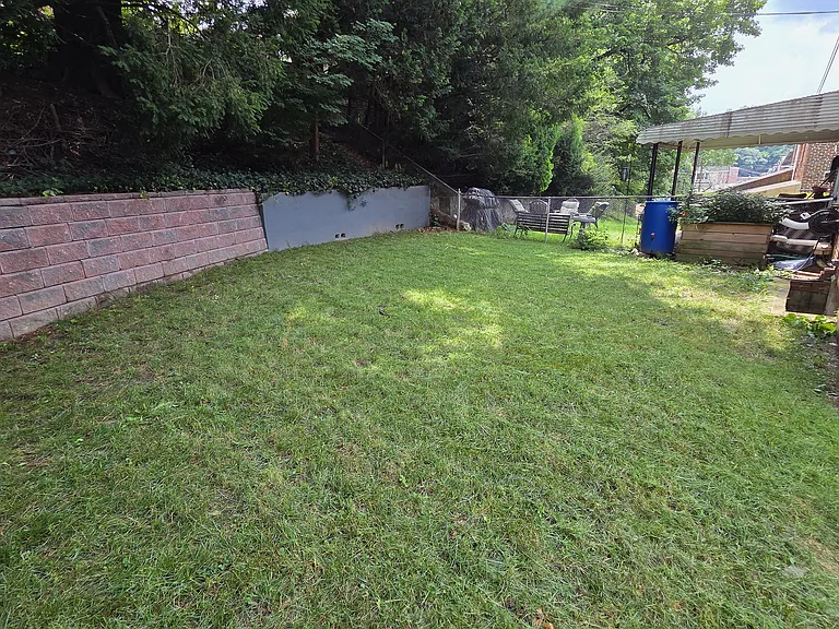 746 Cinnaminson St — Photo 27