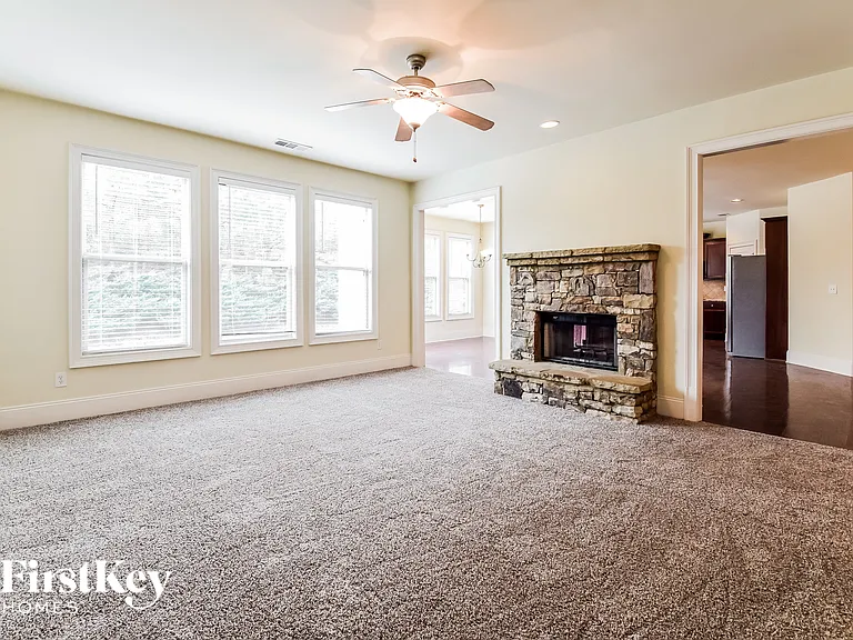 1068 Parkmist Dr — Photo 7