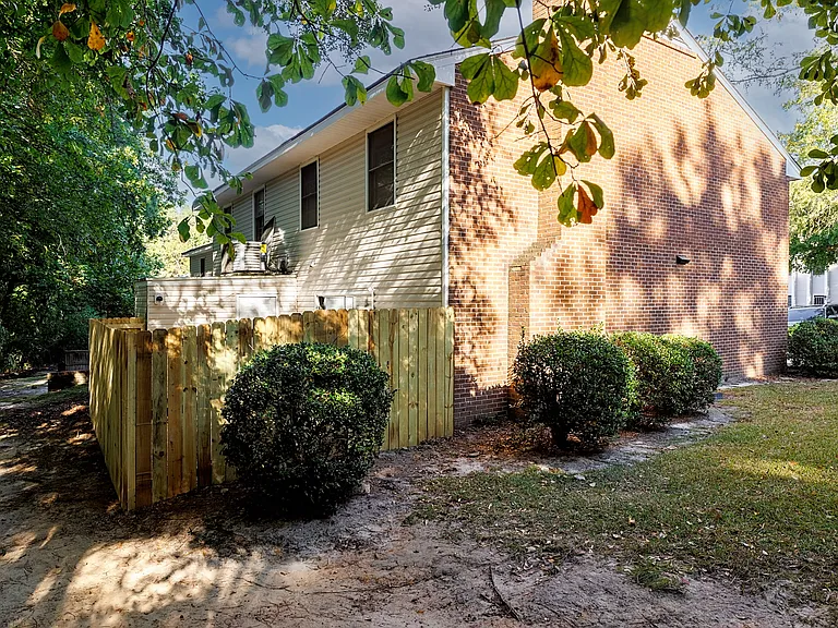 553 Winding Creek Rd #A — Photo 4