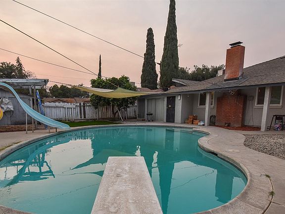 2nd image of 4886 E McKenzie Ave