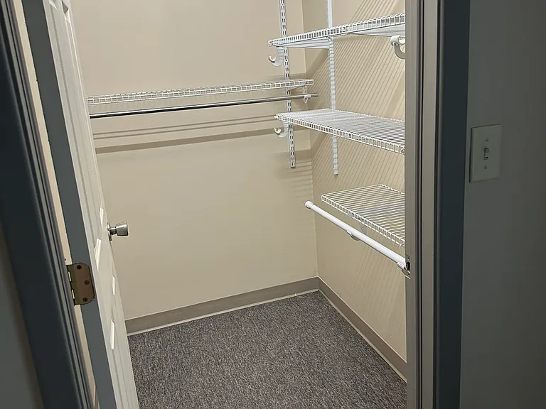235 Hamor St #3 — Photo 6