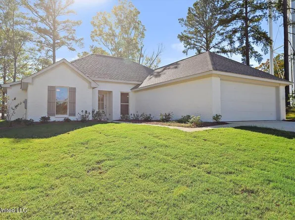 732 Tower Ridge Cv, Pearl, MS 39208