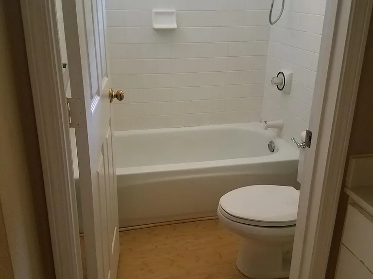 Very clean bathrooms