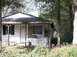 1052 1/2 Martin Luther King Ave #C, Crestview, FL 32536