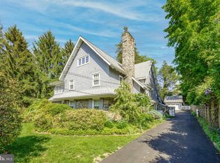 105 Woodside Rd, Ardmore, PA 19003