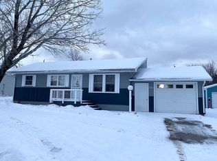 226 Kent Rd, Hoyt Lakes, MN 55750