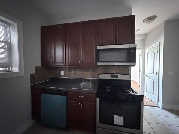 134 Corbin Ave #14E