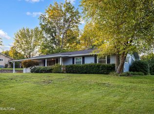 7601 SW Kingsbury Dr, Knoxville, TN 37919