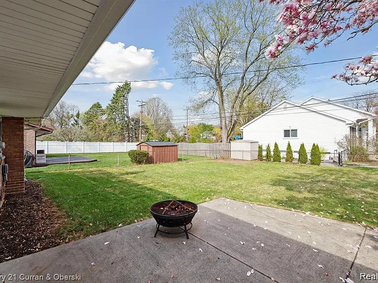 14374 Ramblewood St — Photo 9