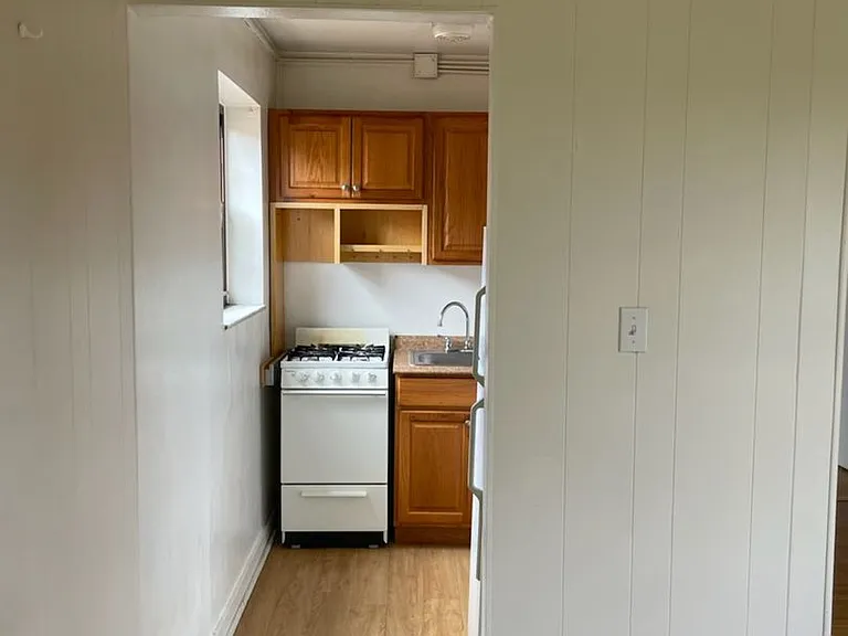 5424 Fifth Ave — Photo 109