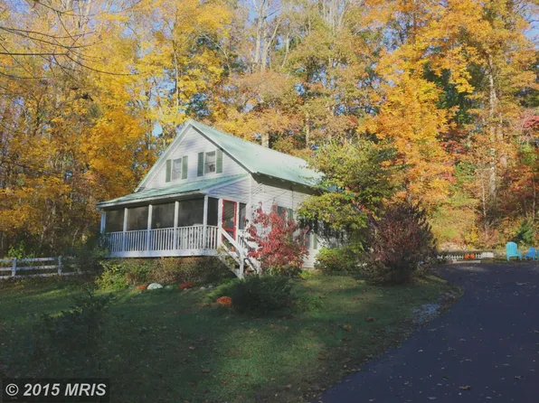 8050 Croom Rd, Upper Marlboro, MD 20772