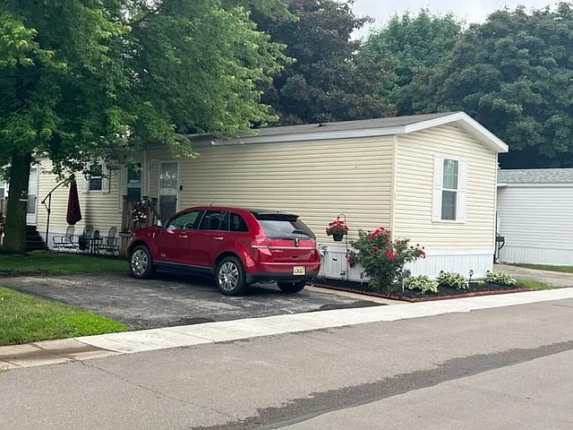 Van Buren Estates — Photo 12