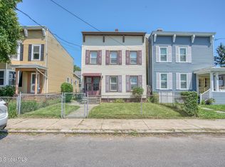 4 Aiken Ave, Rensselaer, NY 12144