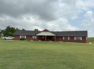 4729 S Red Rock Rd, Calumet, OK 73014