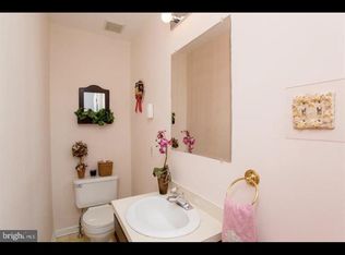 609 Hoffnagle St, Philadelphia, PA 19111